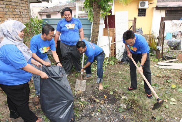 Program Bakti Kasih – YCARE MBM