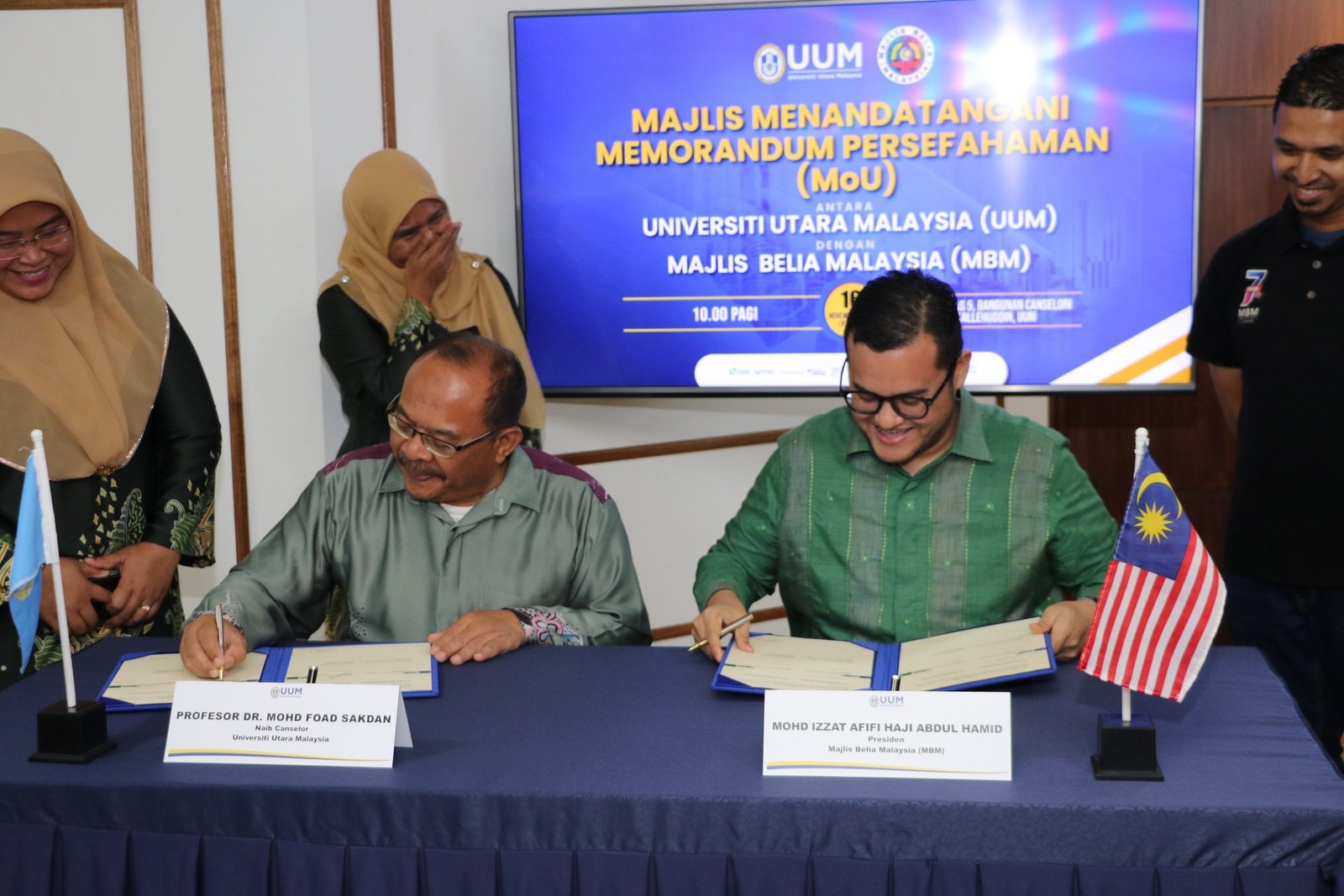 MBM Menandatangani MoU Bersama UUM