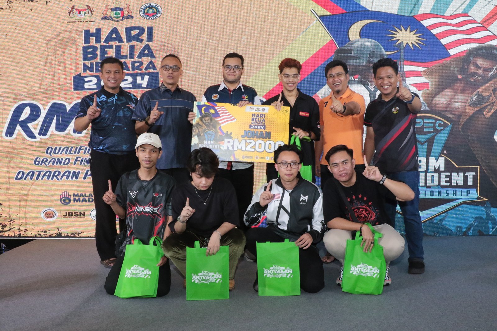 Kumpulan Hantar Pulang dinobat juara Pertandingan ‘Mobile Legends’ Piala Presiden MBM