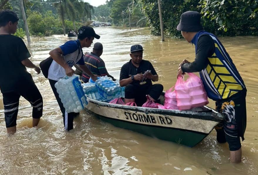 MyVOC beri bantuan awal kepada mangsa banjir Felda Lasah dan Lintang