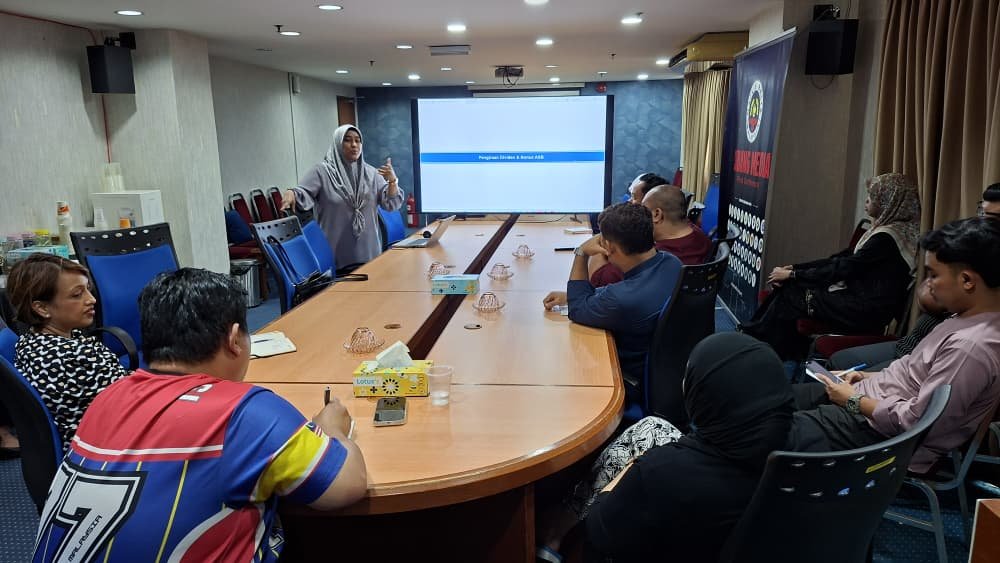 Taklimat Literasi Kewangan Perkasa Pengurusan Kewangan