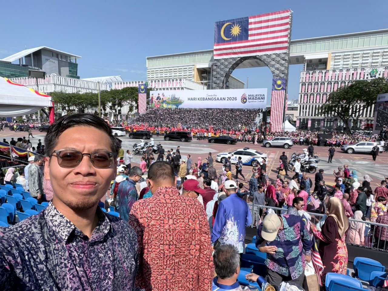 SUA MBM Hadiri Sambutan Hari Kebangsaan Ke-69